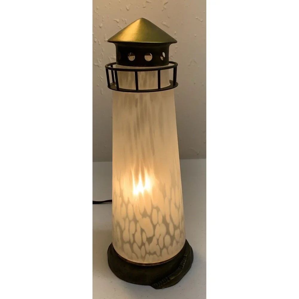 Vintage Dale Tiffany Style Glass Light House Lamp 14.25” Table Accent Nautical